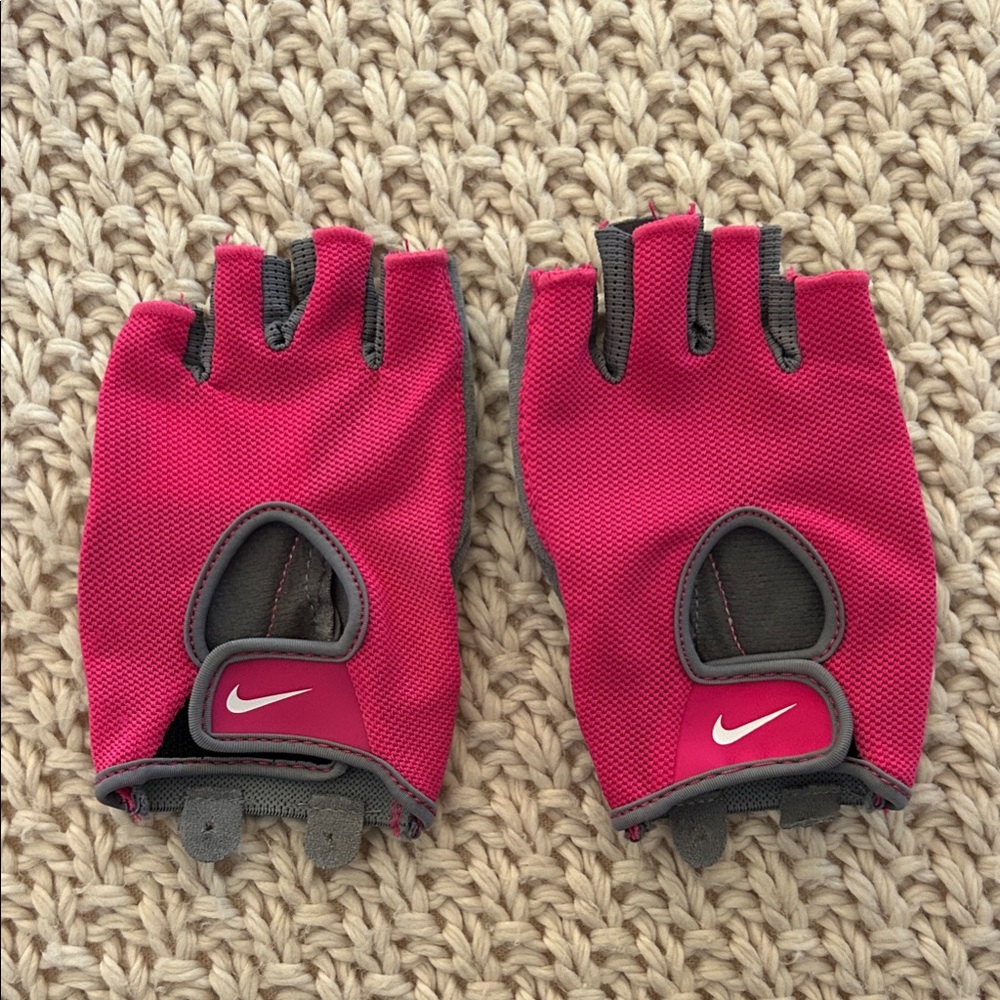 Nike Fuchsia and Charcoal Workout Gloves